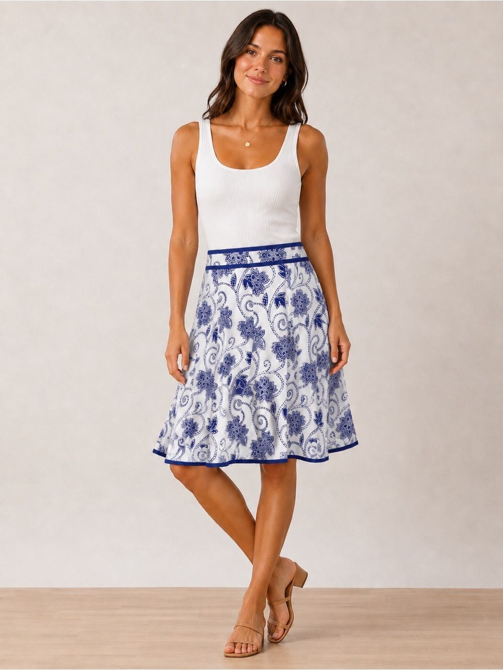 Willi Smith Cotton Floral printed blue and white a-line skirt size 4